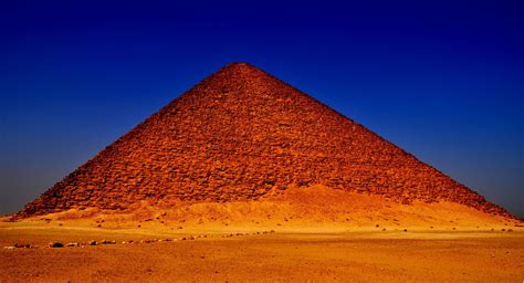 when was the red pyramid built